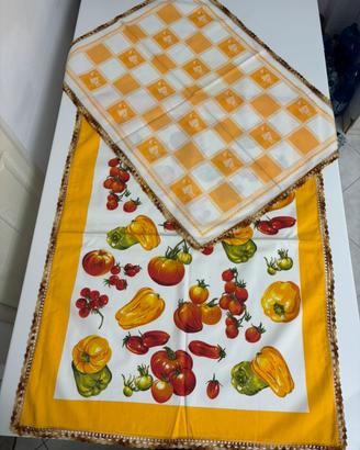 Set 2 tovagliette NUOVE da cucina bordi uncinetto