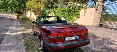 Saab 900