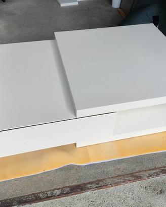 Tavolino bianco basso