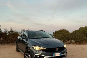 Fiat Tipo Cros 2023 Hatchback