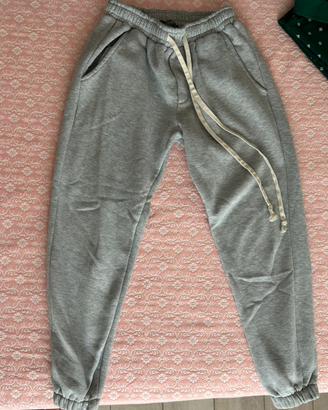Pantaloni, tuta grigi