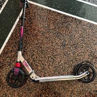 monopattino Axelo Mid 9