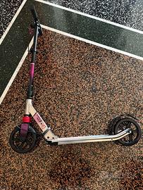 monopattino Axelo Mid 9