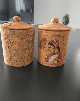 2 vasi da cucina ardi