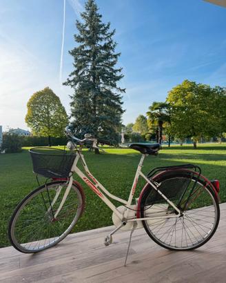 Bicicletta donna Legnano – cestino e portapacchi