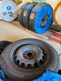 4 ruote complete (pneumatici + cerchi in acciaio)