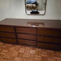 Comò di legno