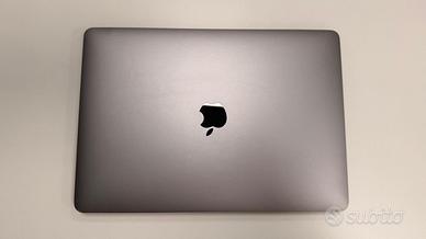 mac book pro 12" m1 2021