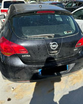 RICAMBI PER OPEL ASTRA J ANNO 2010'
