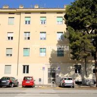 PRIMO PIANO CON BALCONE E CANTINA