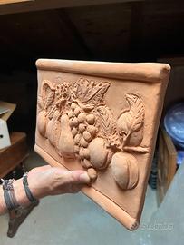 Decorazione Murale Terracotta con Frutta rilievo