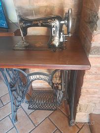 antica macchina per cucire FULGOR 