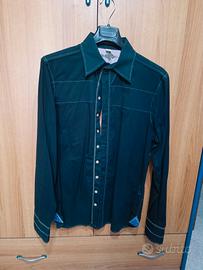 camicia nera con decorazioni taglia M