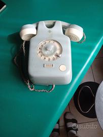 Telefono a parete anni 70.