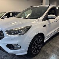 Ford Kuga 1.5 TDCI 120 CV S&S 2WD ST-Line