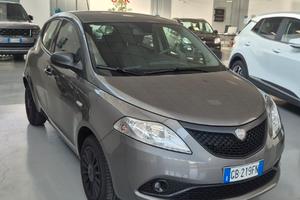 Lancia Ypsilon Platinum