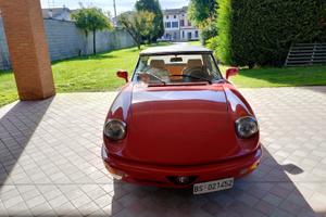 Alfa Romeo spider