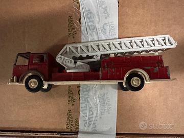 camion dei pompieri Tootsietoy anni 70