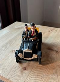 Modellino auto Ford G3 Stanlio e Ollio