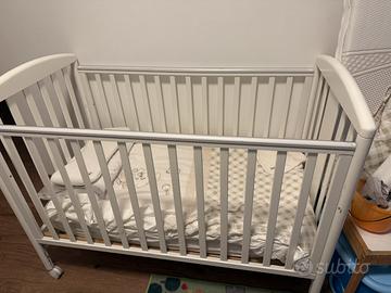 Lettino Pali con materasso e lenzuola