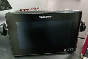 Ecoscandaglio GPS raymarine axiom 7 RV