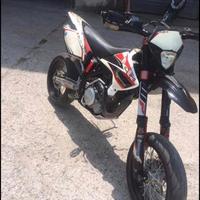 Beta motard 525