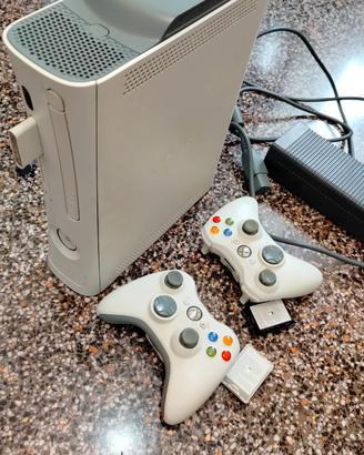 Xbox 360 + 2 Controller + 22 Giochi