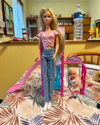 Barbie con parco giochi