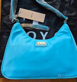Borsa nuova con etichetta