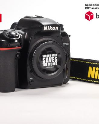 Nikon D7500