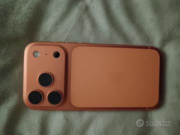 IPHONE 17pro orange