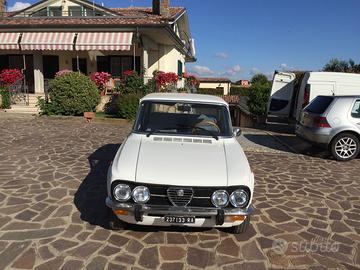 Alfaromeo nuova giulia super 1600