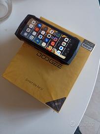 Doogee smini rugged phone