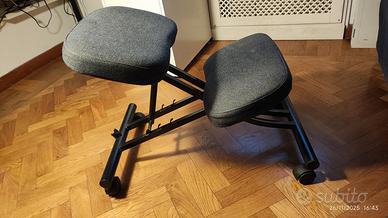 EIFRED  Sedia con appoggio per ginocchia, nero