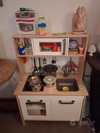 Cucina giocattolo