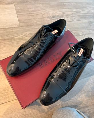 Scarpe Bally pelle verniciata-come nuove