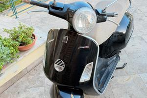 Vespa gts250ie