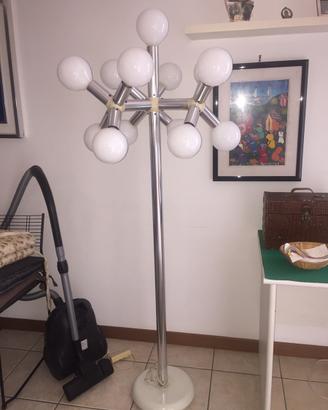 Lampadario a piantana