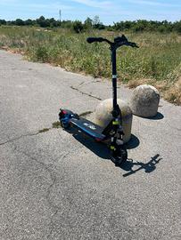 Scooter elettrico RCB