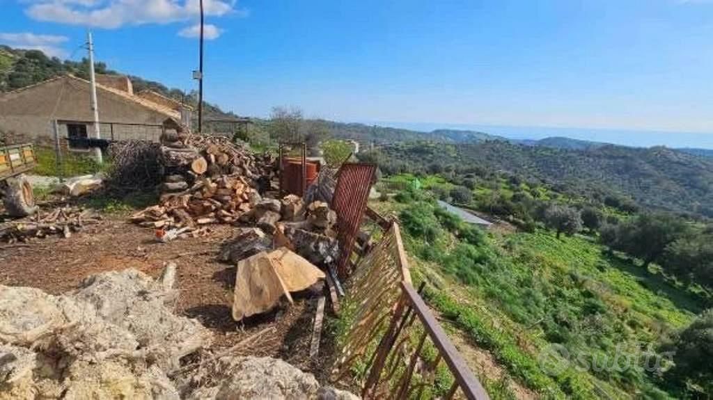 Immobile in asta di 2216 m² a Portigliola - Altro