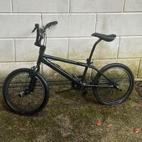 Bmx bicicletta da sistemare