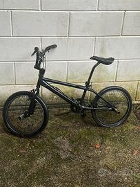 Bmx bicicletta da sistemare