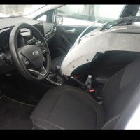 Ford Fiesta 1.0 Ecoboost Hybrid 125 CV 5 porte Tit