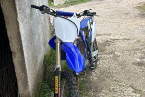 Yamaha yzf 250cc