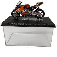 Valentino Rossi Honda RC211V 2002 Scala 1:24