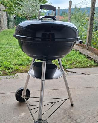 Weber Barbecue a carbone Compact Kettle e griglie.