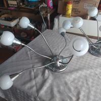 lampadario moderno con luci indirizzabili