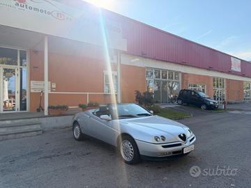 Alfa Romeo GTV Spider 2.0i 16V Twin Spark cat L