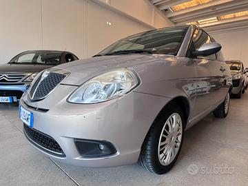 Lancia Ypsilon 1,4 X NEOPATENTATI