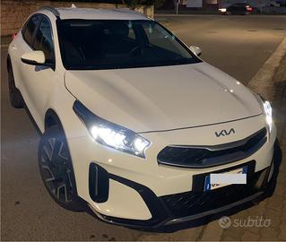 KIA XCeed 1.6 CRDi 136 CV MHEV iMT Business
